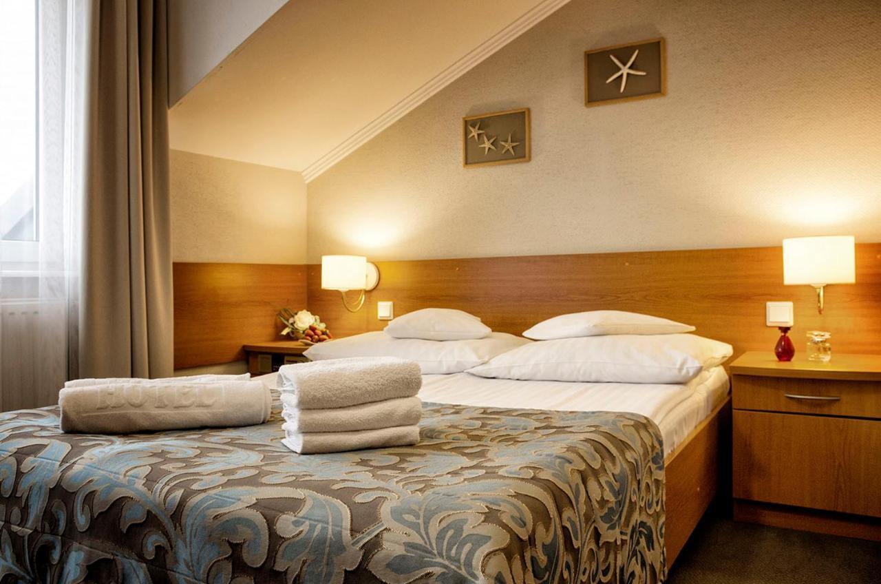 Hotel La Siesta & Medical Spa Jastrzębia Góra Exteriör bild