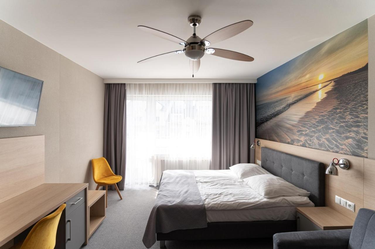 Hotel La Siesta & Medical Spa Jastrzębia Góra Exteriör bild
