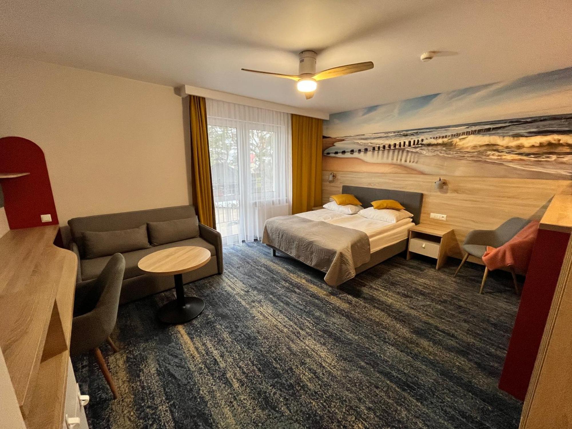 Hotel La Siesta & Medical Spa Jastrzębia Góra Exteriör bild