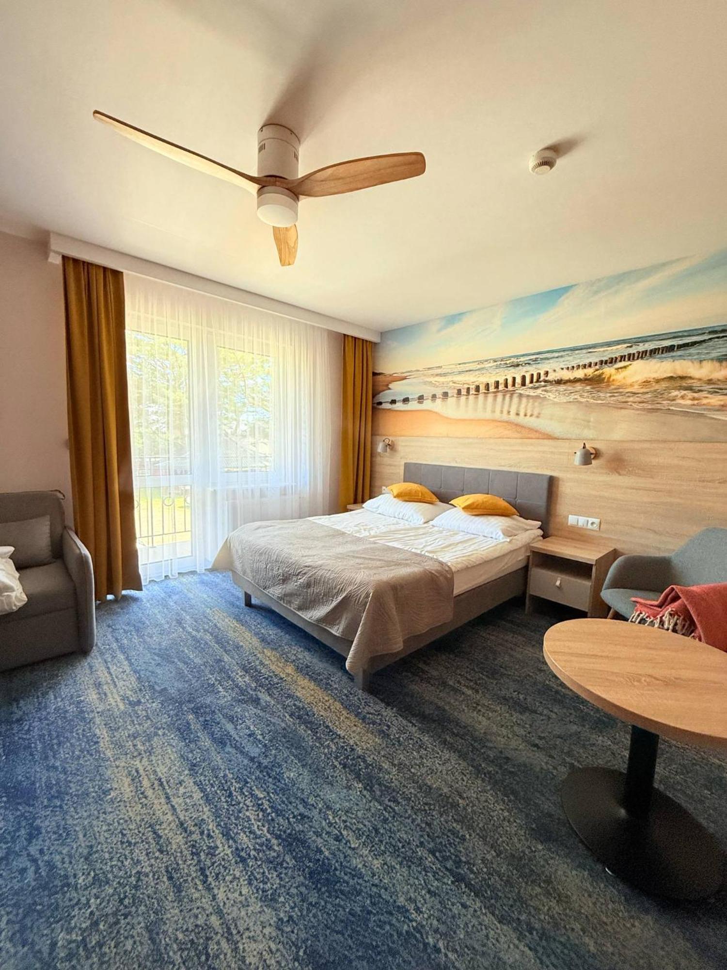Hotel La Siesta & Medical Spa Jastrzębia Góra Exteriör bild