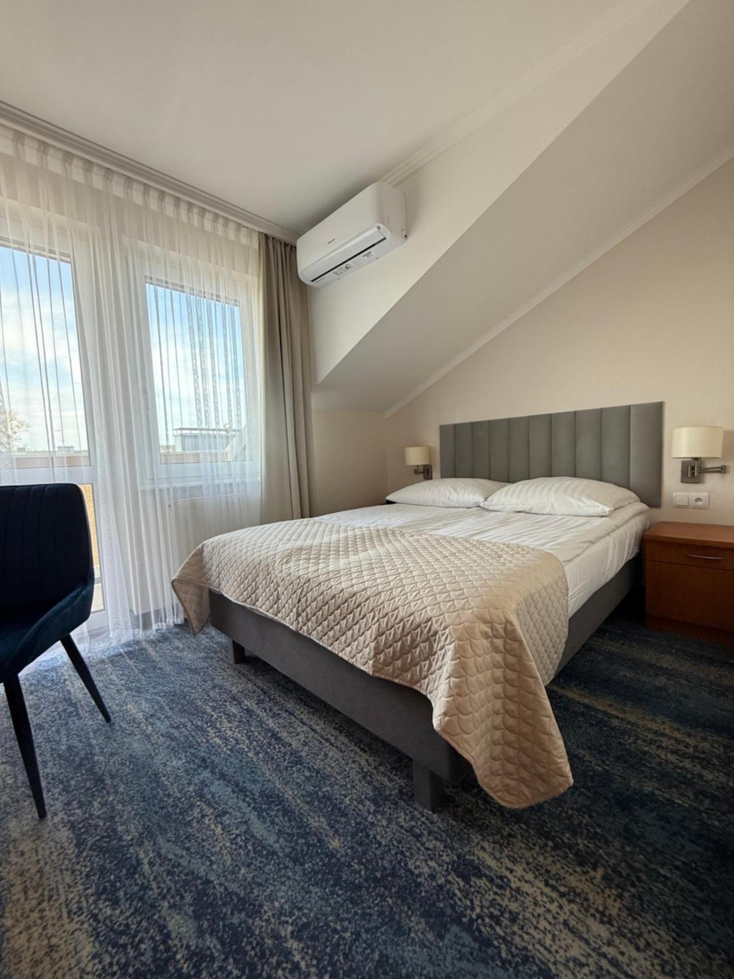 Hotel La Siesta & Medical Spa Jastrzębia Góra Exteriör bild