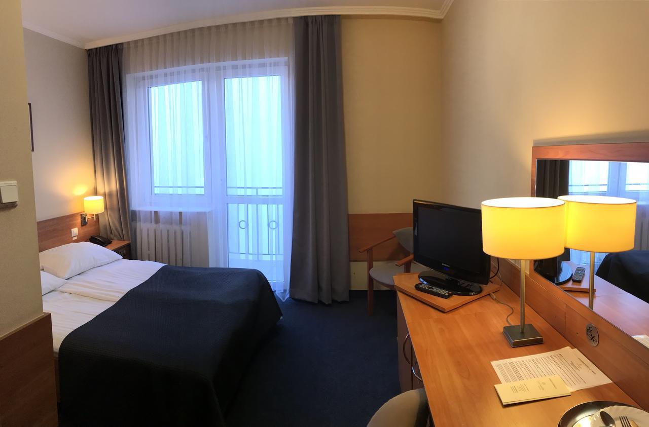 Hotel La Siesta & Medical Spa Jastrzębia Góra Exteriör bild