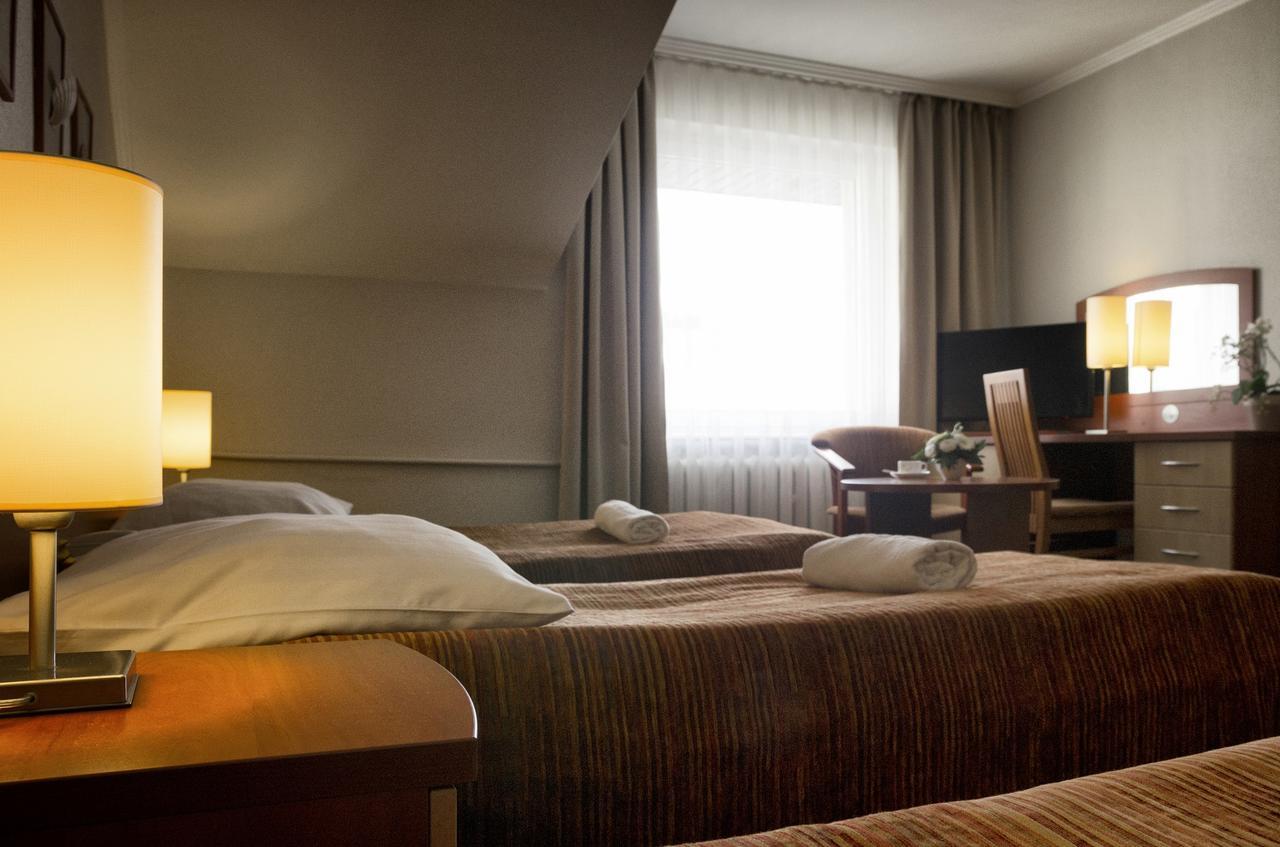 Hotel La Siesta & Medical Spa Jastrzębia Góra Exteriör bild